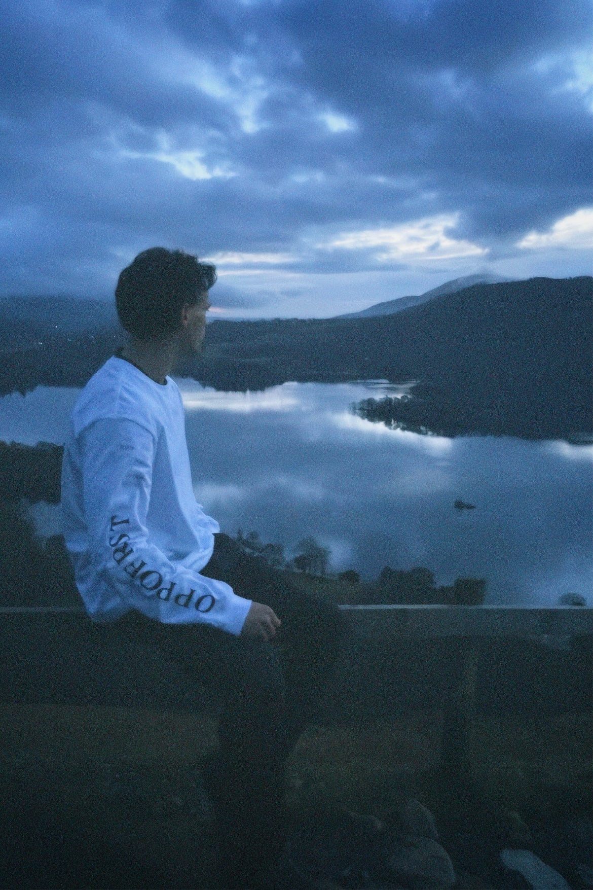 STATEMENT LONG-SLEEVE